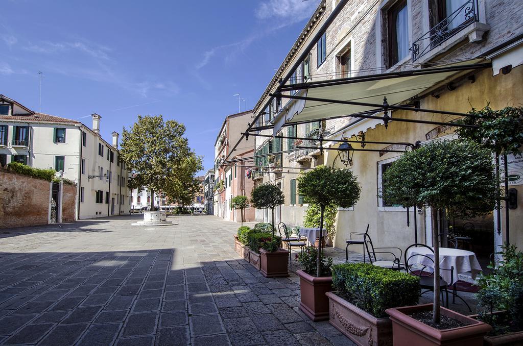 Hôtel Ai Due Fanali à Venise Extérieur photo